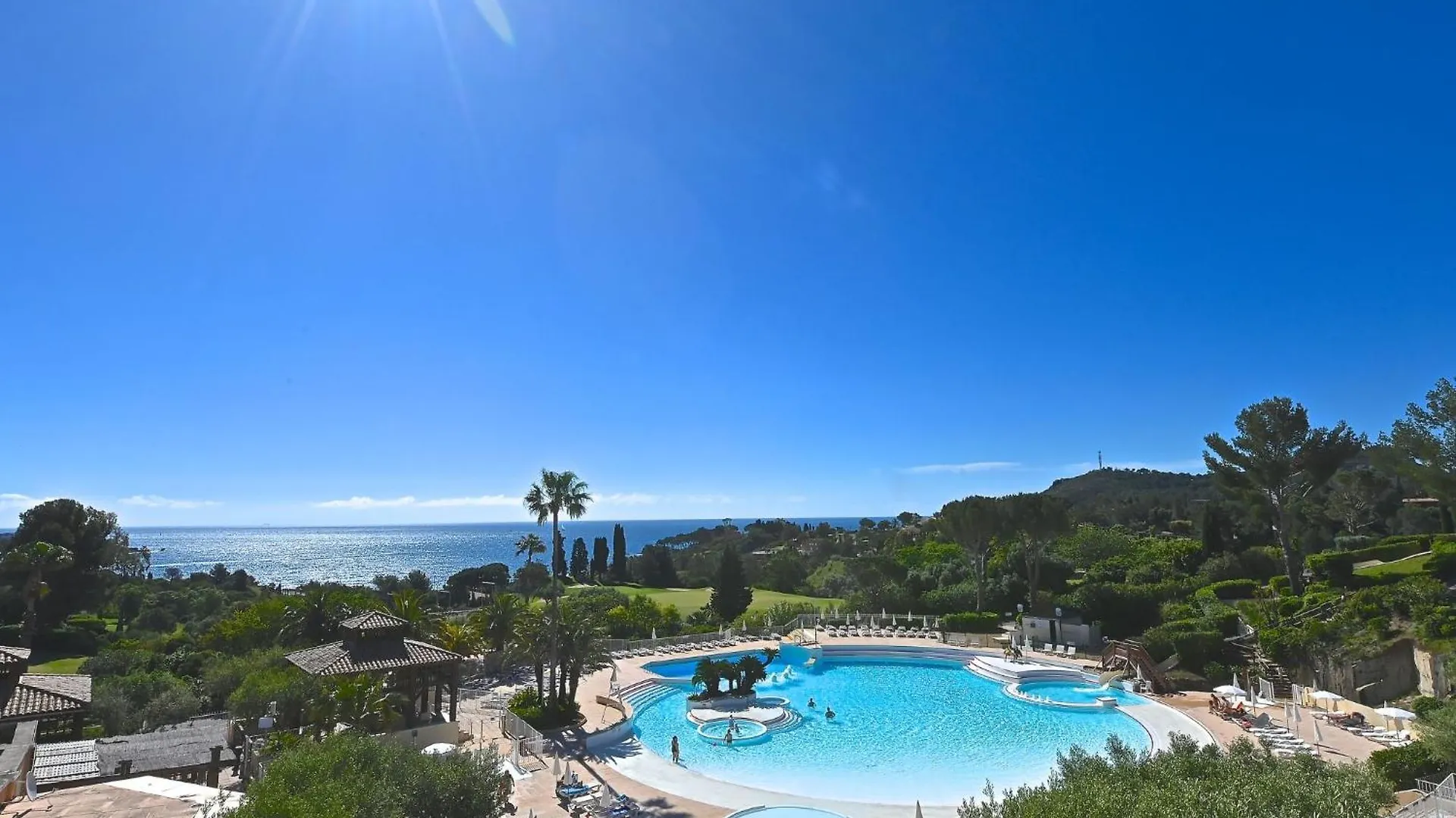 Apartment Village Cap Esterel - Le Village-34 By Interhome Saint-Raphaël 0*,  Fransa