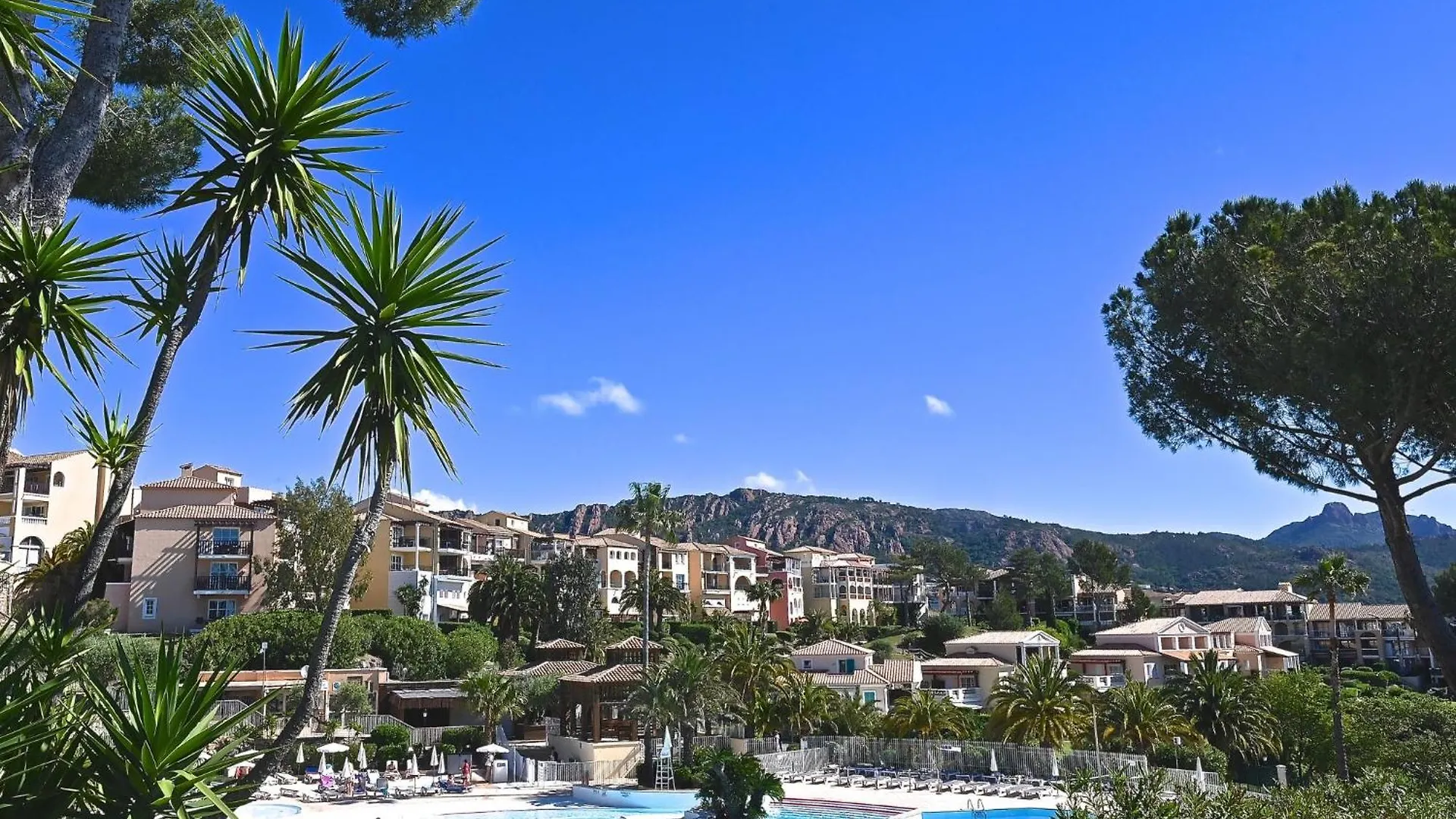 Apartment Village Cap Esterel - Le Village-34 By Interhome Saint-Raphaël Fransa