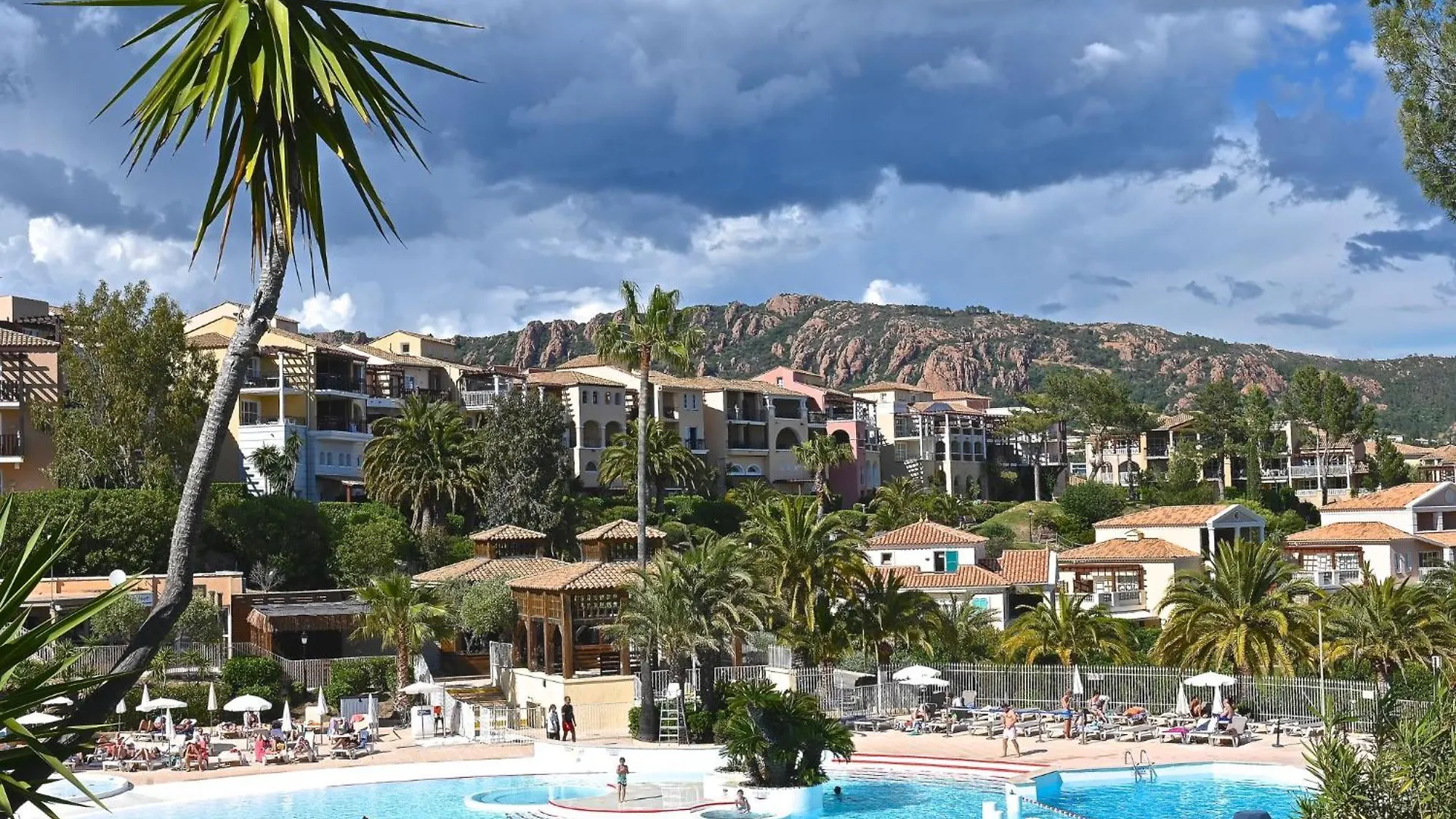 Apartment Village Cap Esterel - Le Village-34 By Interhome Saint-Raphaël