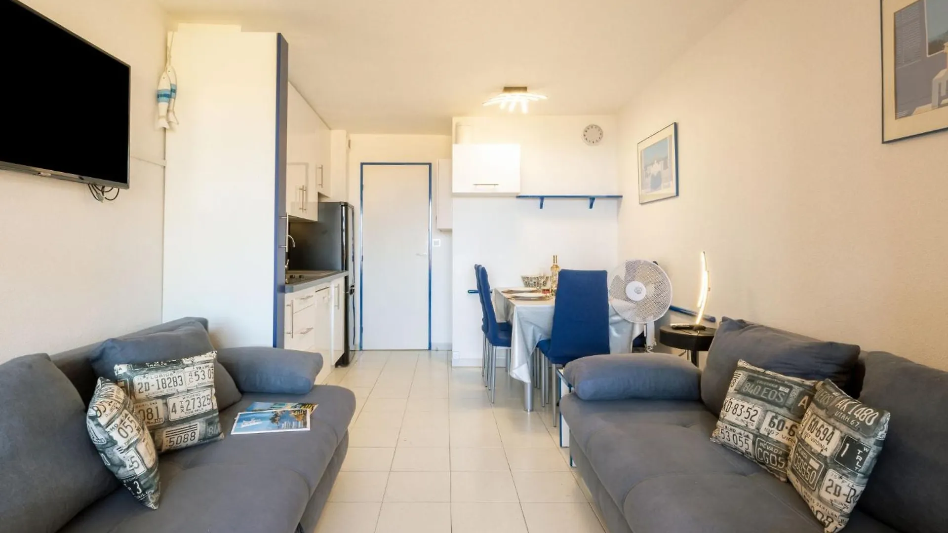 Apartment Village Cap Esterel - Le Village-34 By Interhome Saint-Raphaël 0*,  Fransa