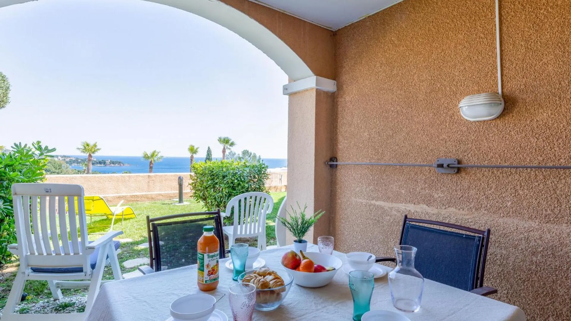 Apartment Village Cap Esterel - Le Village-34 By Interhome location