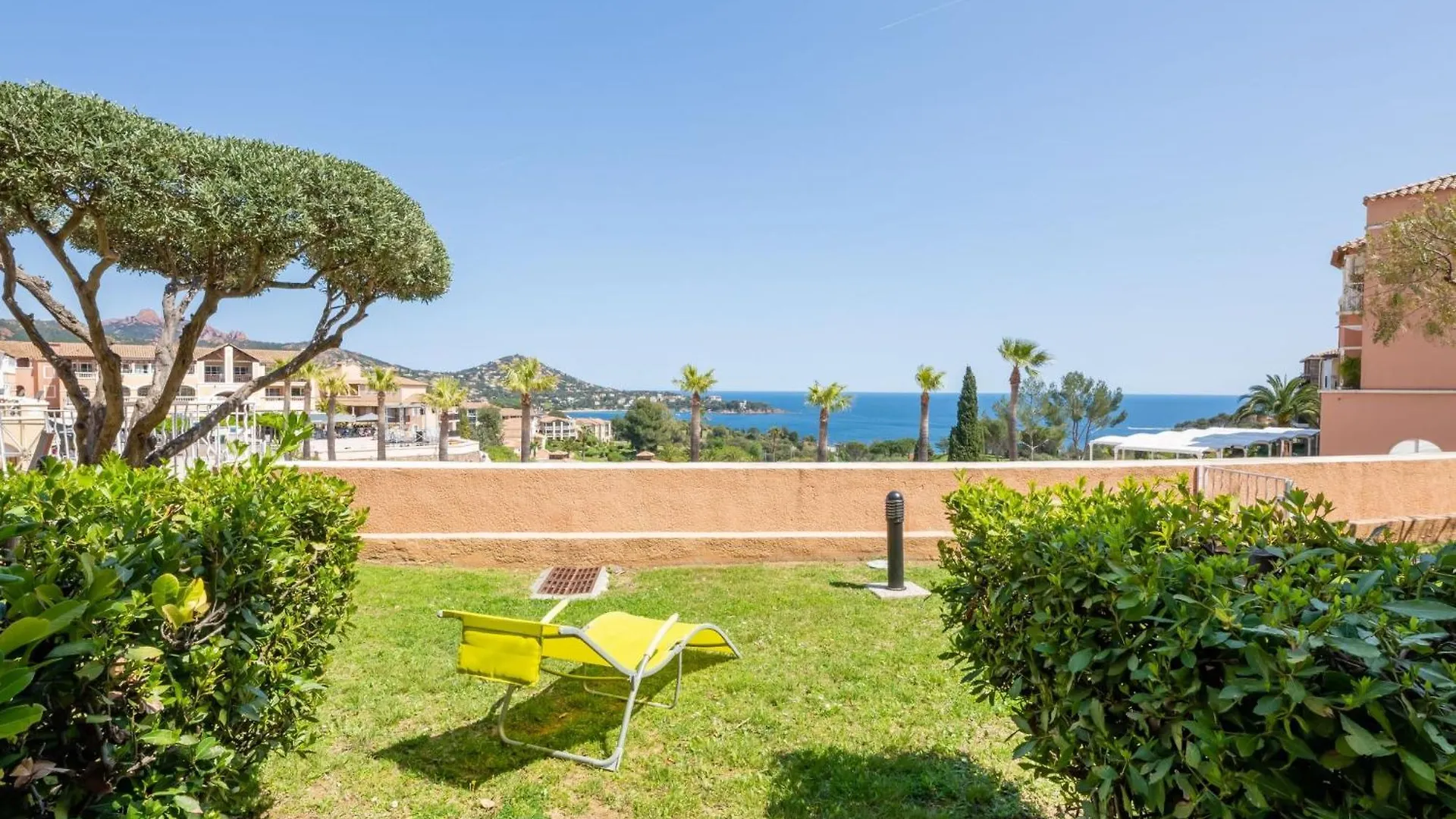 Apartment Village Cap Esterel - Le Village-34 By Interhome Saint-Raphaël Frankrijk